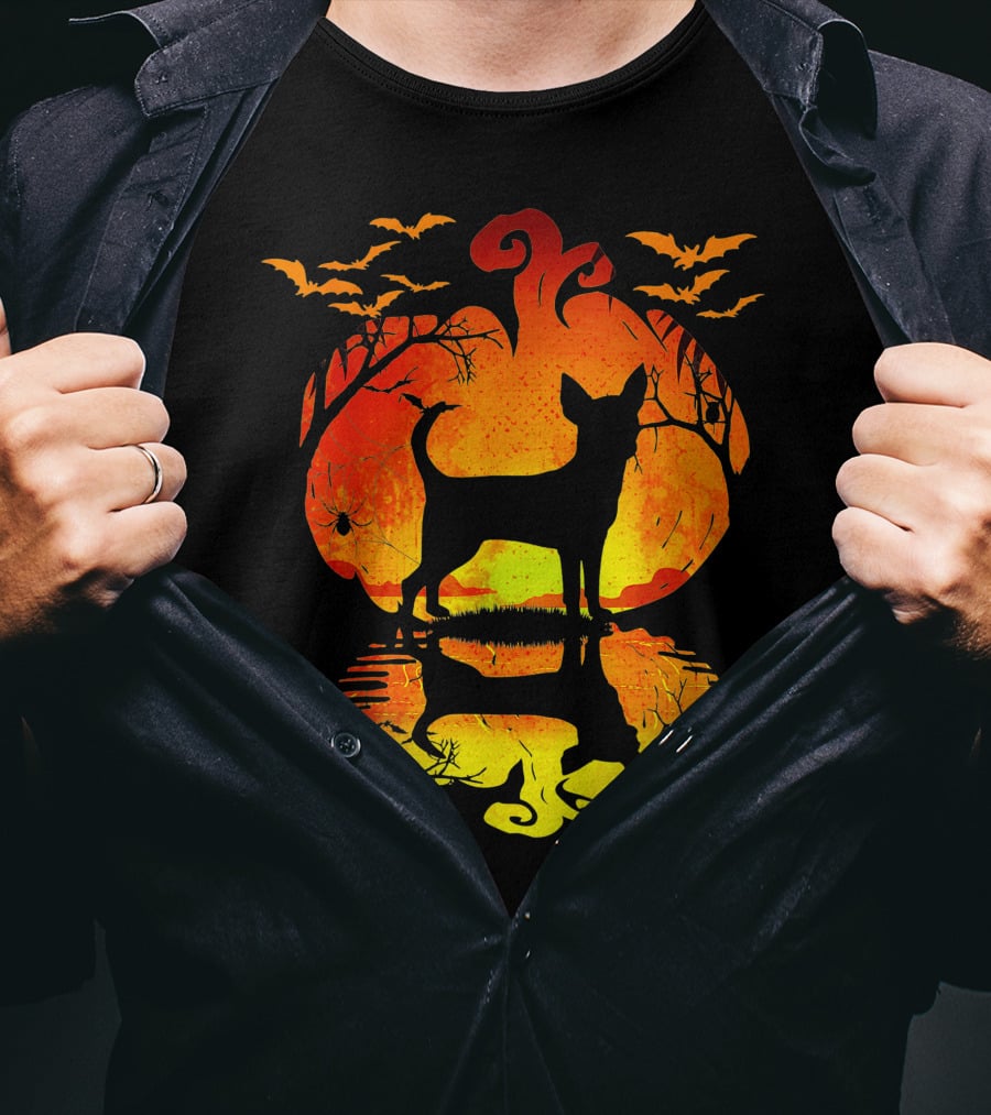 Chihuahua Dog Halloween Pumpkin Reflection With Bats And Trees T-Shirt