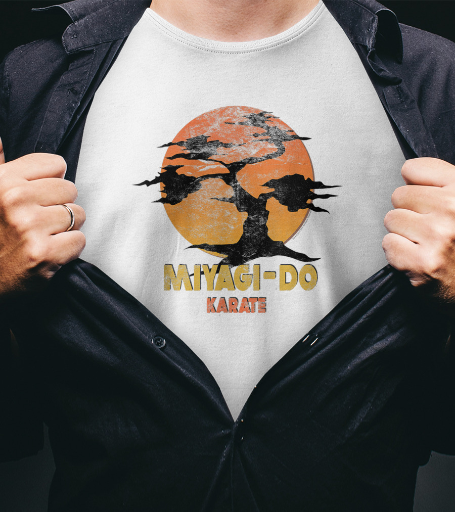Miyagi-Do Karate Vintage Sun And Tree T-Shirt