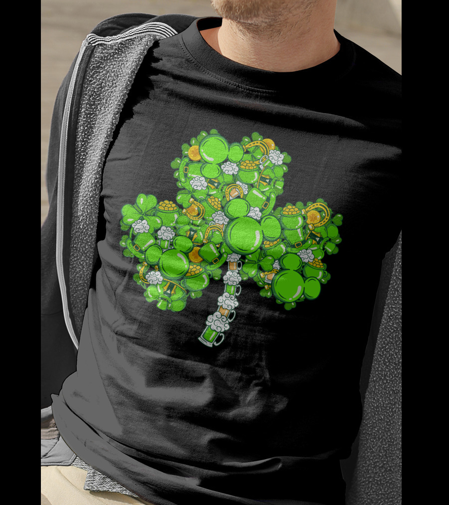 Shamrock Mickey Mouse St. Patrick's Day Beer Mugs And Gold Coins T-Shirt