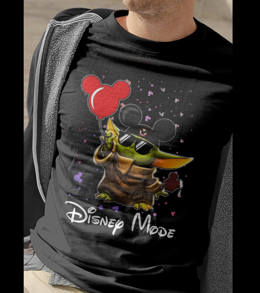 Disney Mode Baby Yoda With Mickey Balloon And Ears T-Shirt