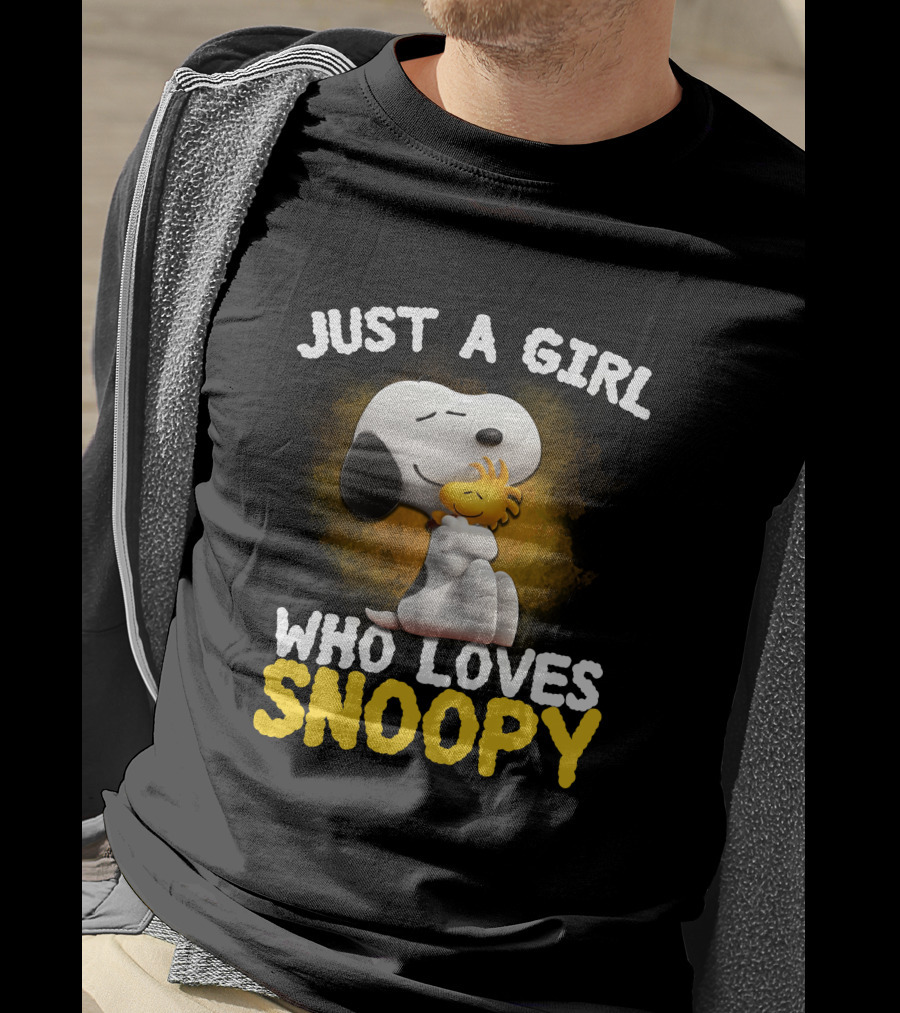 Just A Girl Who Loves Snoopy T-Shirt
