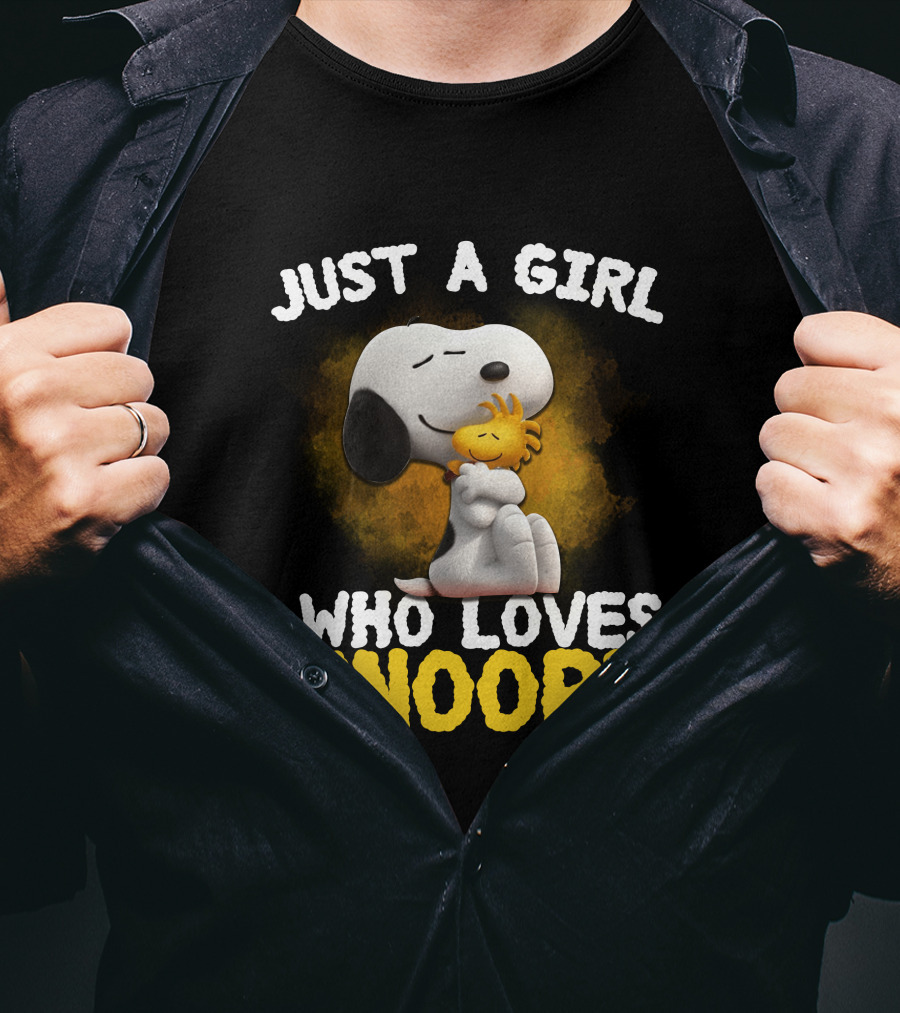 Just A Girl Who Loves Snoopy T-Shirt