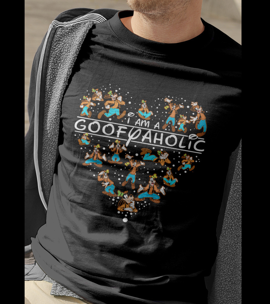 I Am A Goofyaholic Heart Pattern With Disney's Goofy Characters T-Shirt