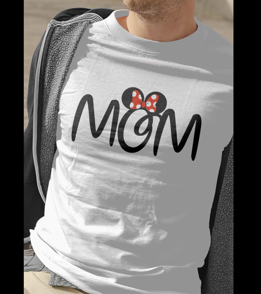 Disney Minnie Mouse Mom T-Shirt