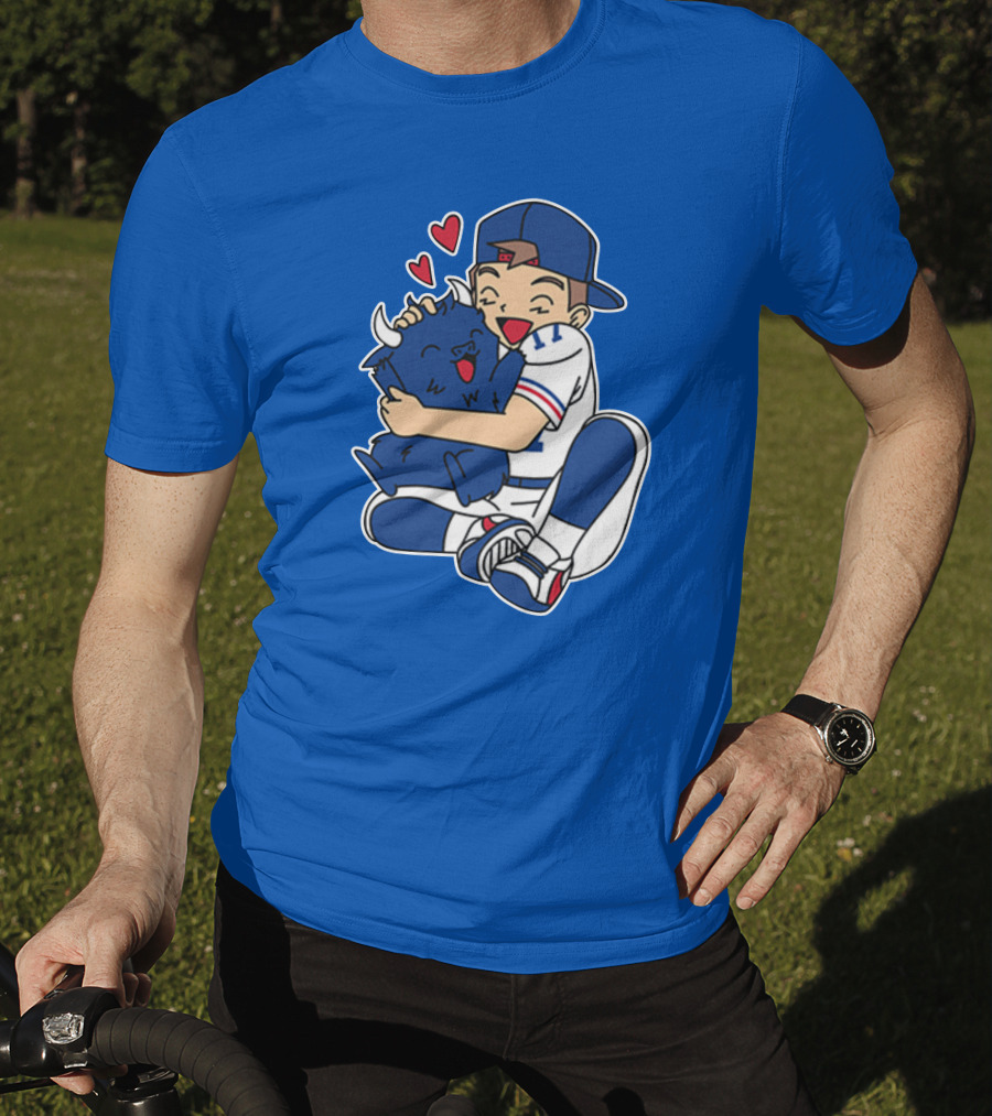 Gotta Throw 'Em All Cute Buffalo Hugging Sports Fan With Hearts T-Shirt