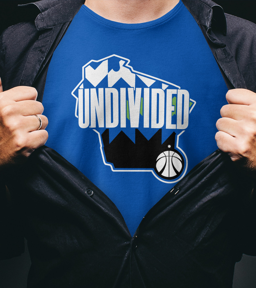 Pat Connaughton Undivided Milwaukee Basketball Map Blue T-Shirt