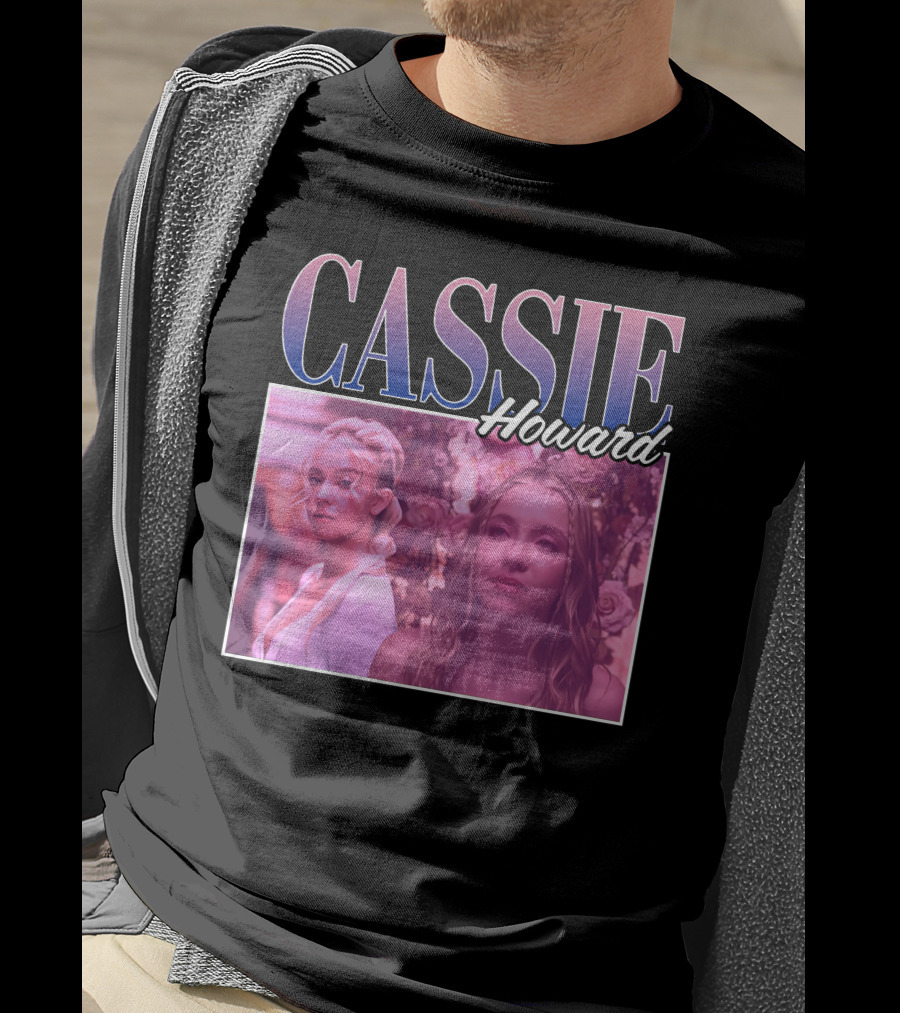 Cassie Howard Euphoria Taylorstoebeans 90s T-Shirt
