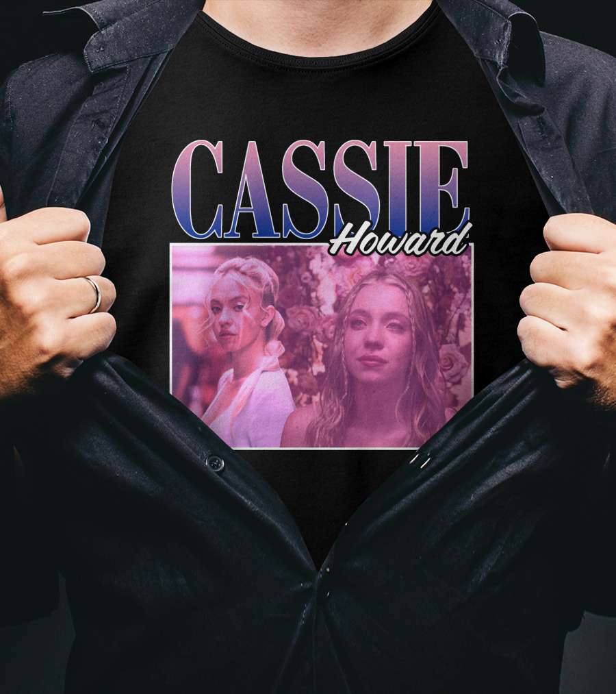 Cassie Howard Euphoria Taylorstoebeans 90s T-Shirt