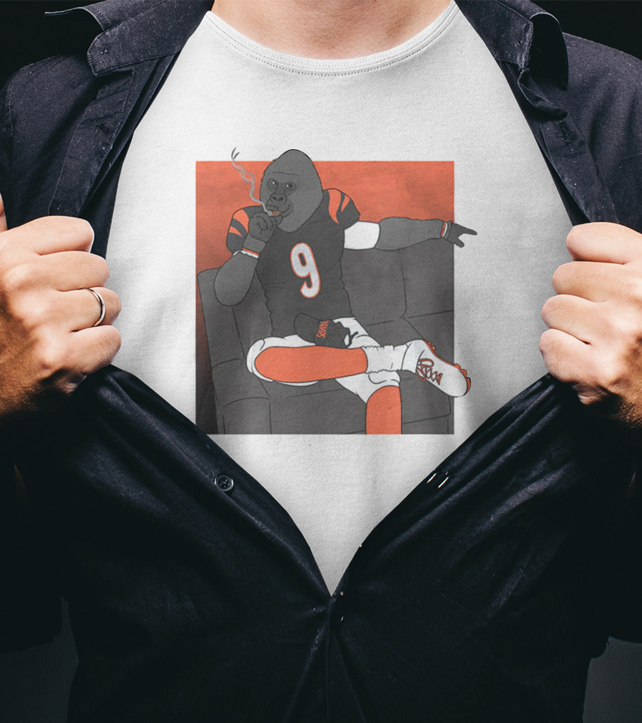 Hank Lockwood Harambe Cincinnati Football Smoker NFL Fan T-Shirt