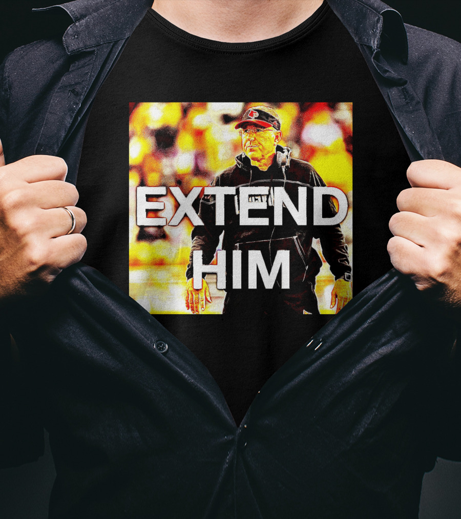 EXTEND HIM Coach With Headset And Red Cap T-Shirt