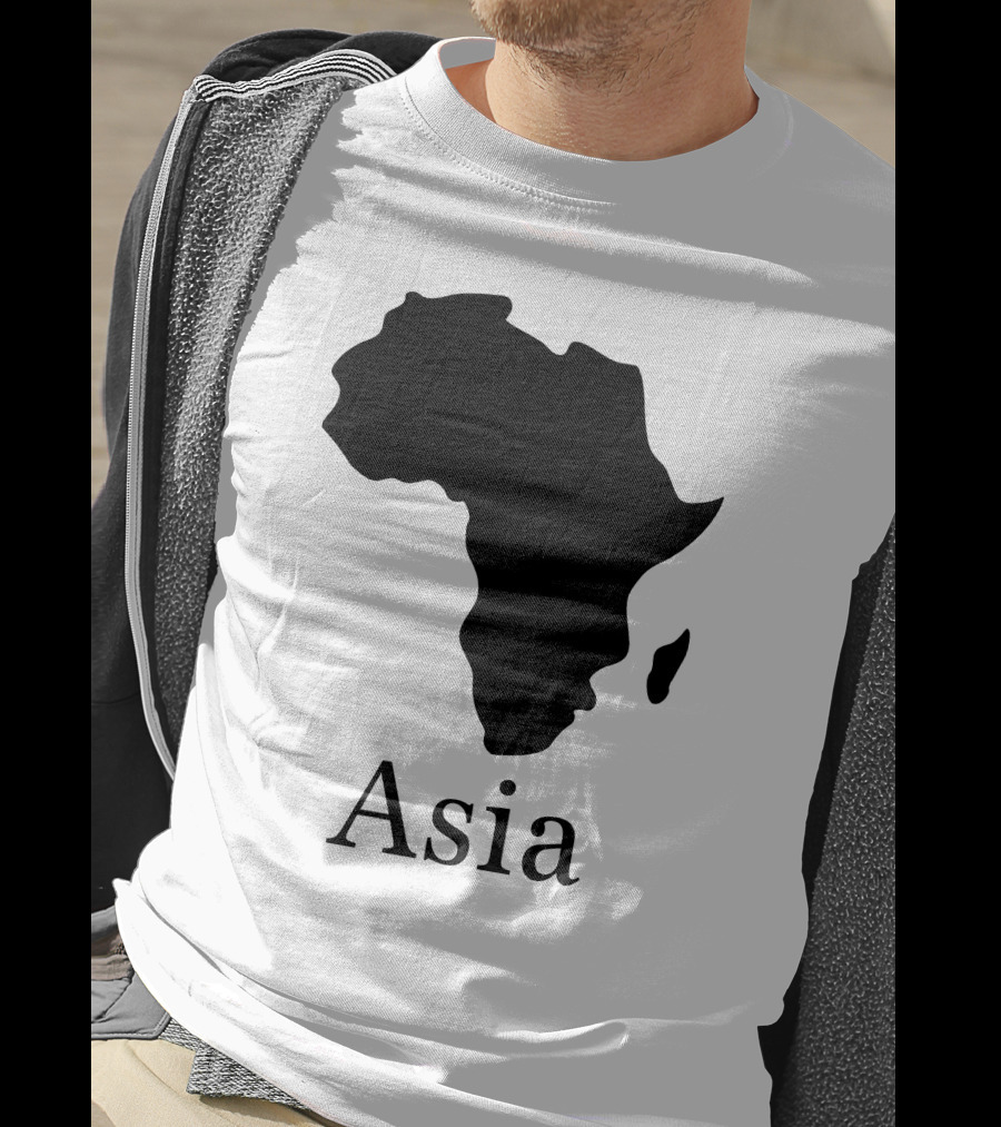 Asia Africa Map Optical Illusion T-Shirt
