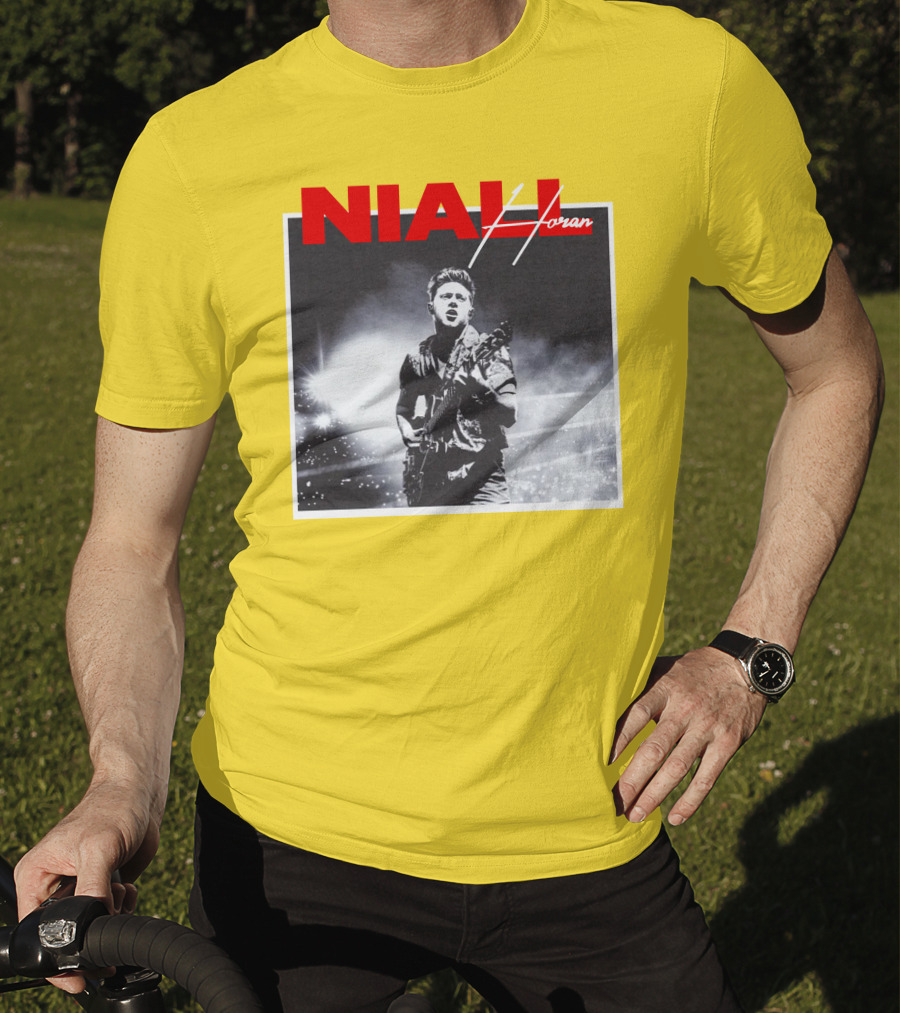 Niall Horan Live Performance Black And White Stage Photo With Red Name Highlight T-Shirt