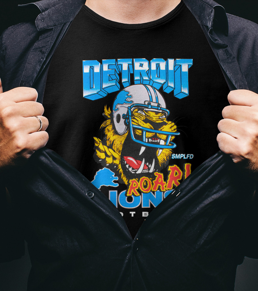 Detroit Lions SMPLFD Roar Football T-Shirt