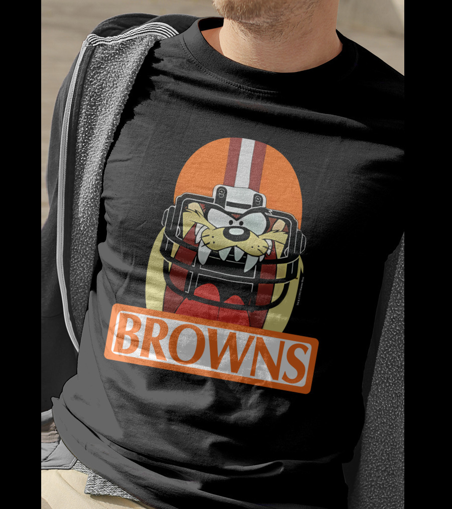 Browns 1993 Cleveland Warner Bros Tazmanian Devil Helmet T-Shirt