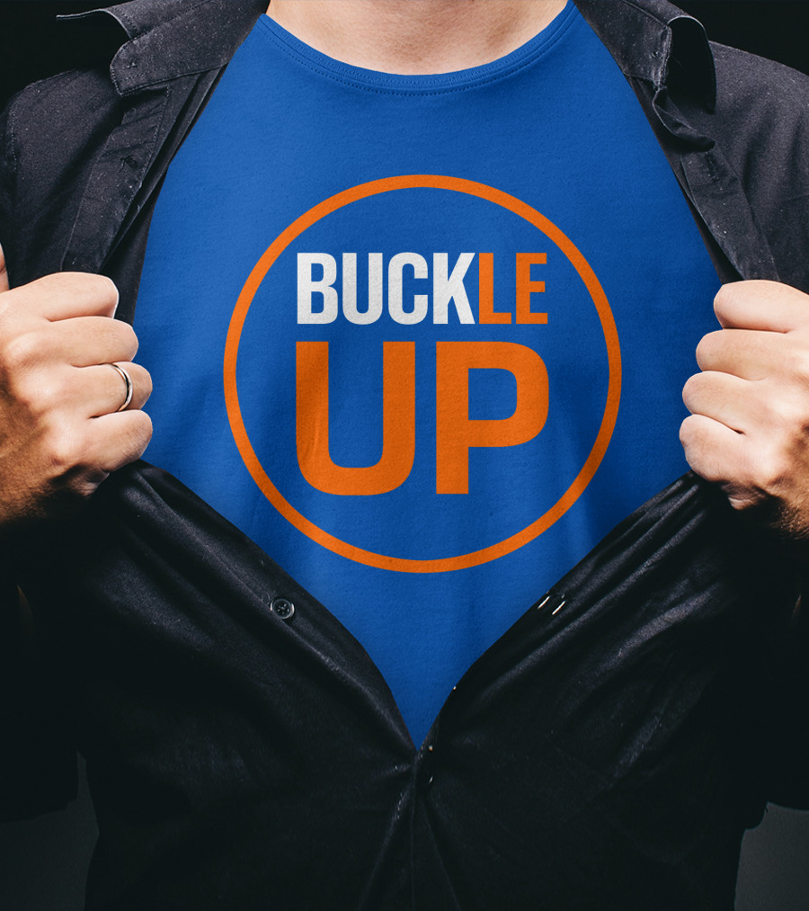 BUCKLE UP Alex Cohen Deesha T-Shirt