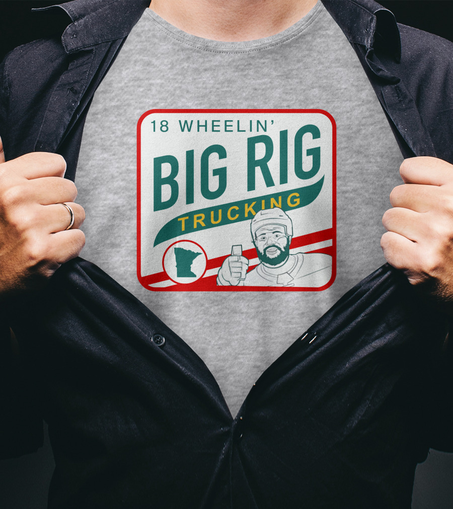 18 Wheelin' Big Rig Trucking Minnesota Driver Thumbs Up T-Shirt
