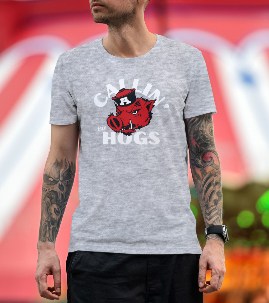 Charlie Hustle Store Callin' the Hogs Arkansas Razorbacks T-Shirt