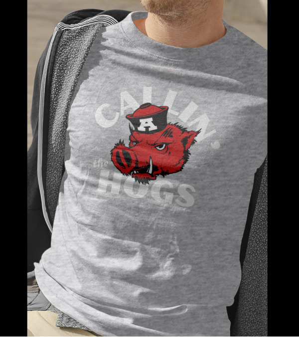 Charlie Hustle Store Callin' The Hogs Arkansas Razorbacks T-Shirt