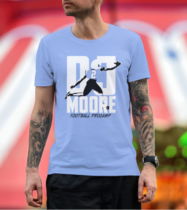 Premium T-Shirt: Chicago Bears DJ Moore 2 Football Procamp T-Shirt Chicago Bears DJ Moore 2 Football Procamp T-Shirt