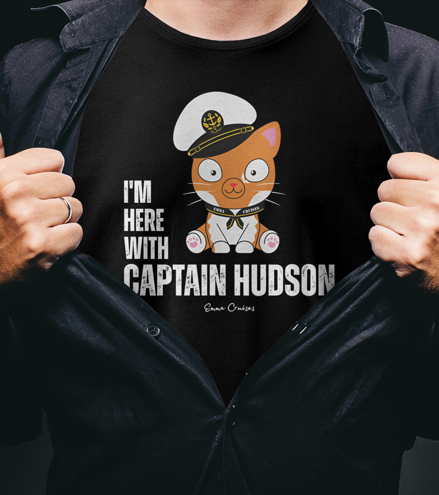 Emma Cruises I'm Here With Captain Hudson Cute Cat T-Shirt