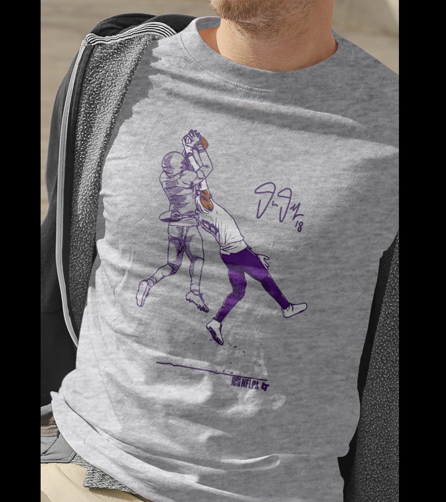 Justin Jefferson NFLPA Signature Catch Moment T-Shirt