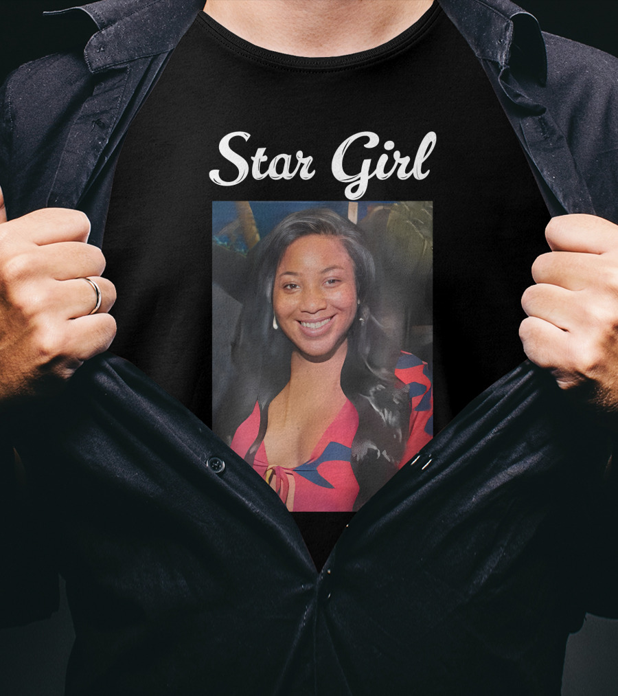 Star Girl Erica Nlewedim Smiling T-Shirt