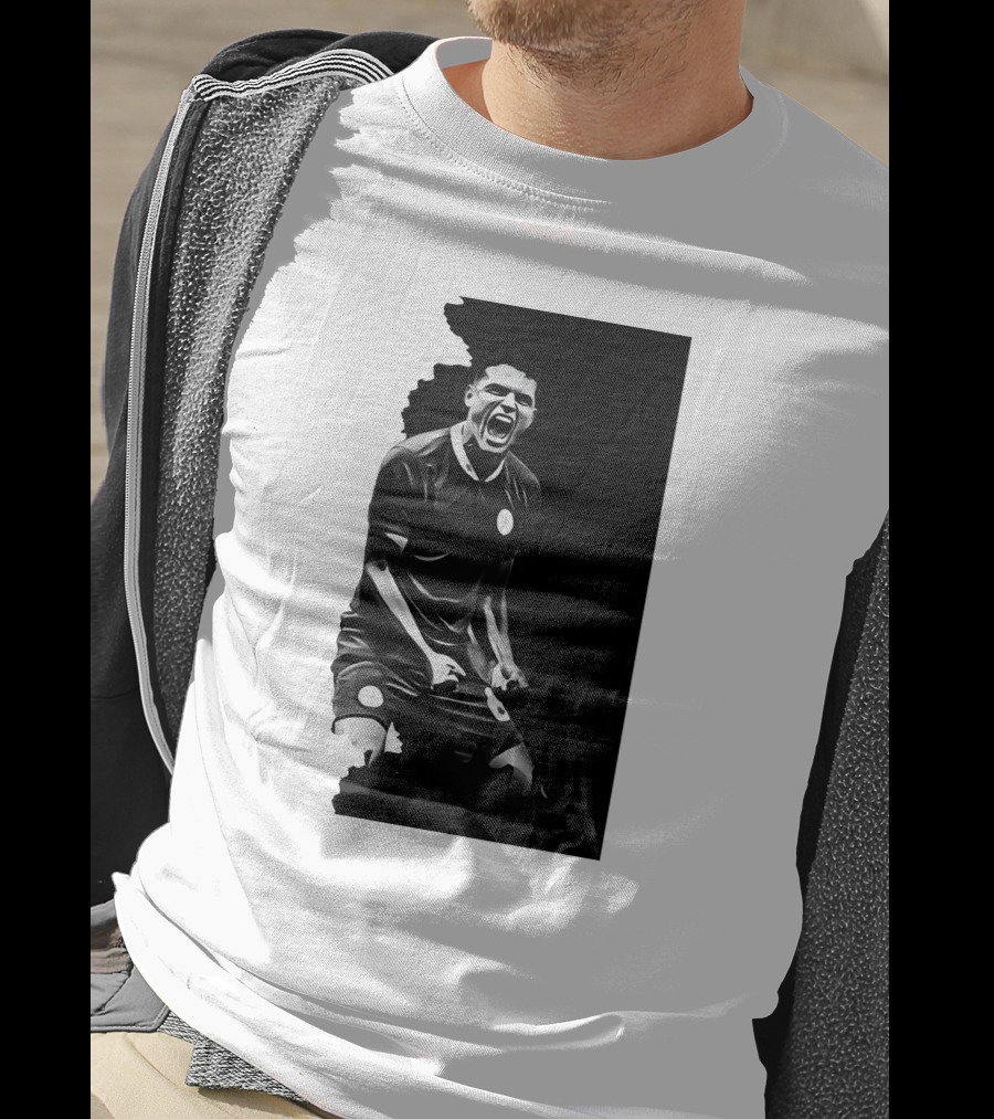 O Monstro Soccer Celebration Iconic Athlete Performance T-Shirt