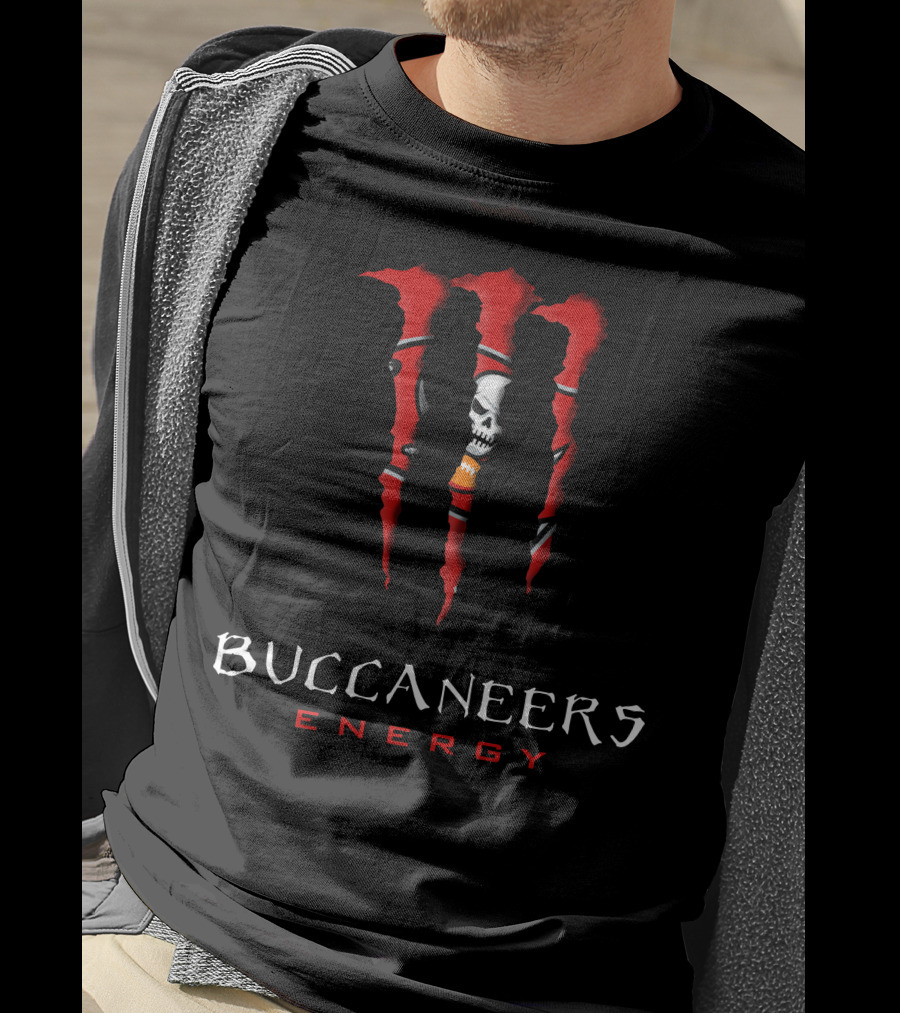 Buccaneers Energy Skull Claw Marks T-Shirt