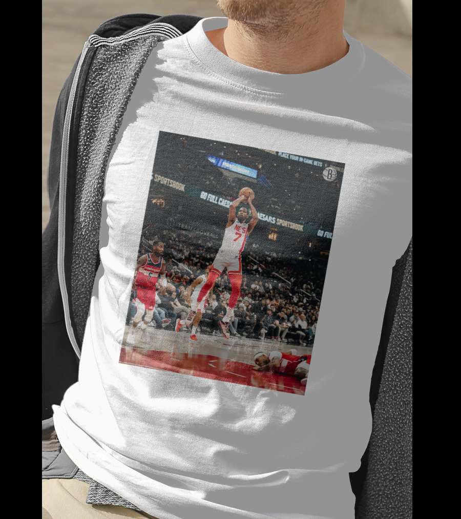 Kevin Durant Nets Dunk Against Washington Wizards NBA Action T-Shirt