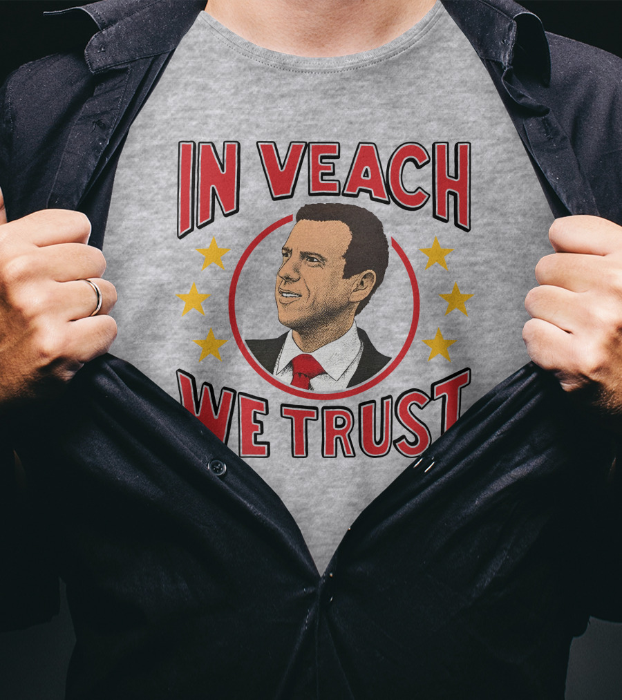 In Veach We Trust Red Tie Portrait With Yellow Stars T-Shirt