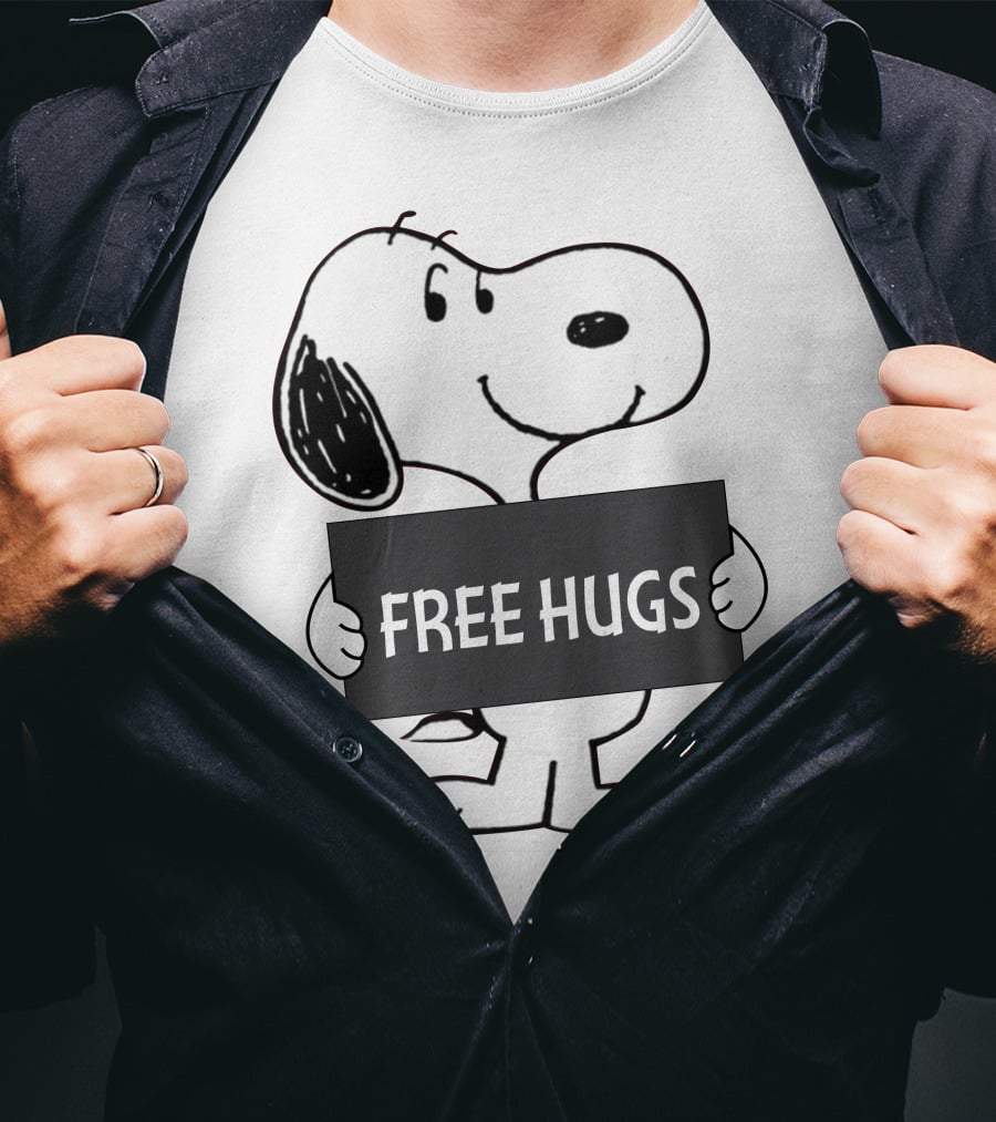 Free Hugs Snoopy Peanuts T-Shirt