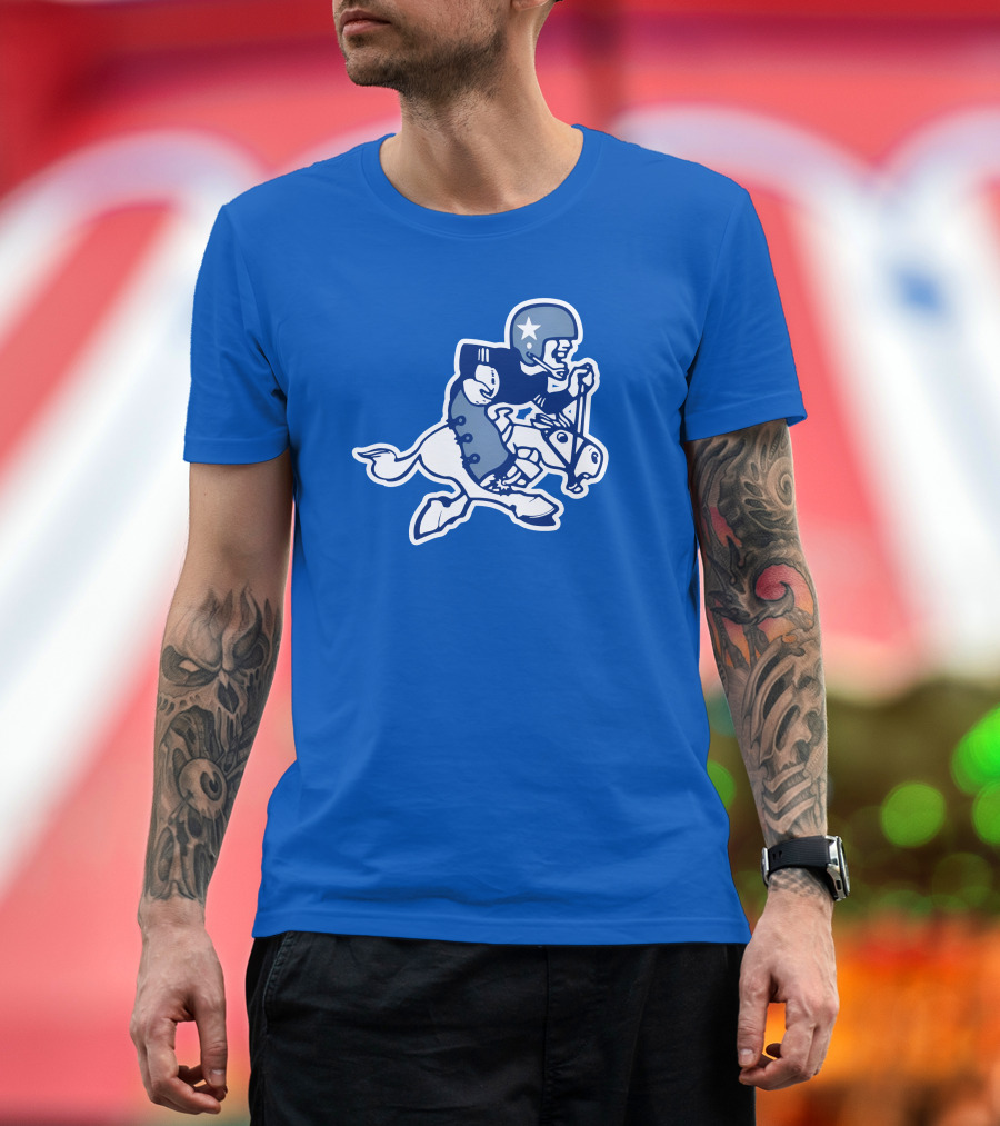 Dallas Cowboys Classic Throwback NFL Retro Mascot Fleece T-Shirt