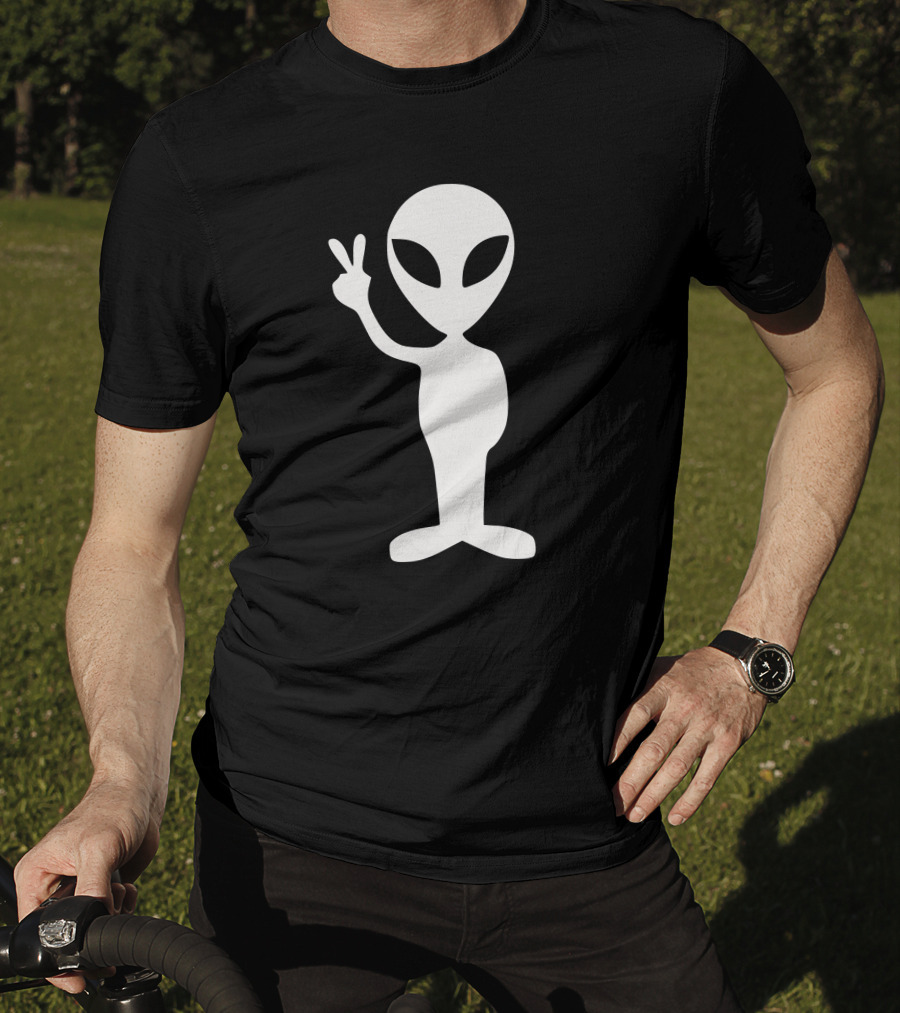Alien Peace Hand Gesture T-Shirt