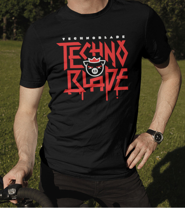 Technoblade Techno Blade Pig Crown Logo Gaming T-Shirt