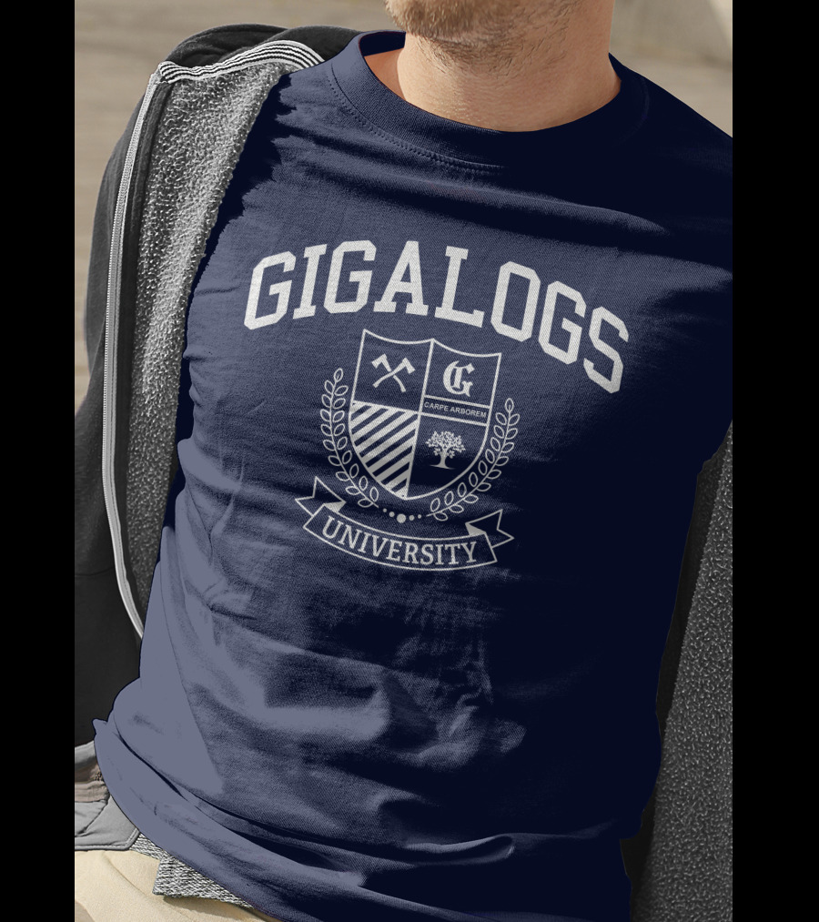 Worldofkeralis Gigalogs University Crest Carpe Arborem T-Shirt