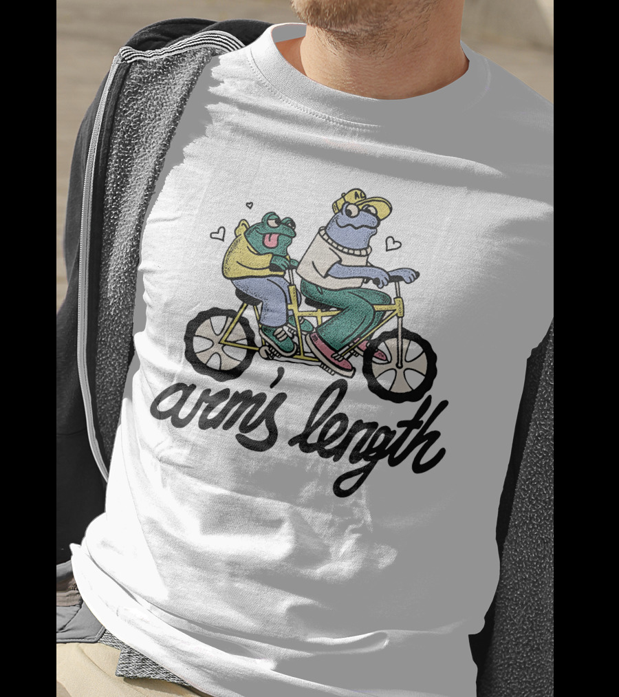 Arm's Length Frog And Toad Tandem Bicycle Hearts T-Shirt