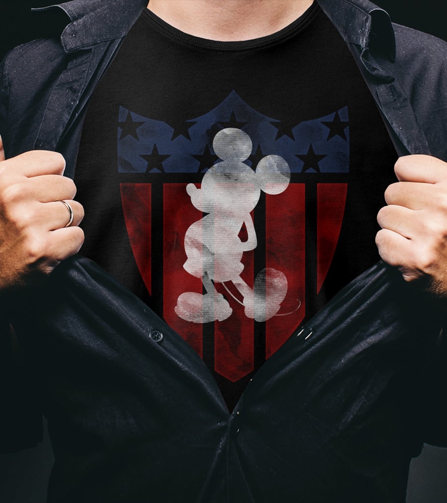 Vintage Disney Mickey Mouse Americana Shield T-Shirt