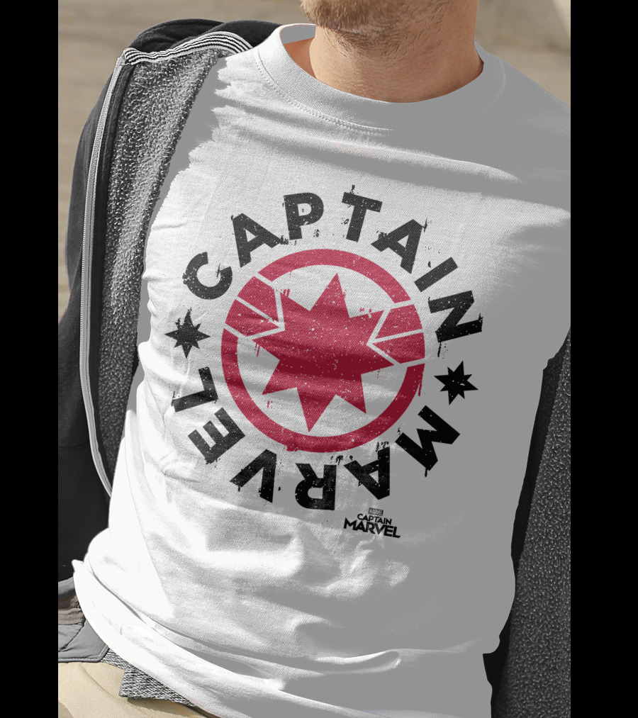 Captain Marvel Red Circle Star Emblem Distressed T-Shirt
