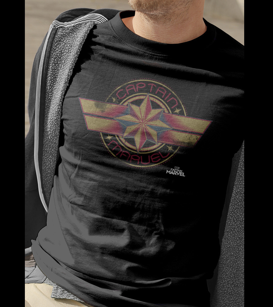 Captain Marvel Circle Star Emblem Badge Marvel Studios T-Shirt