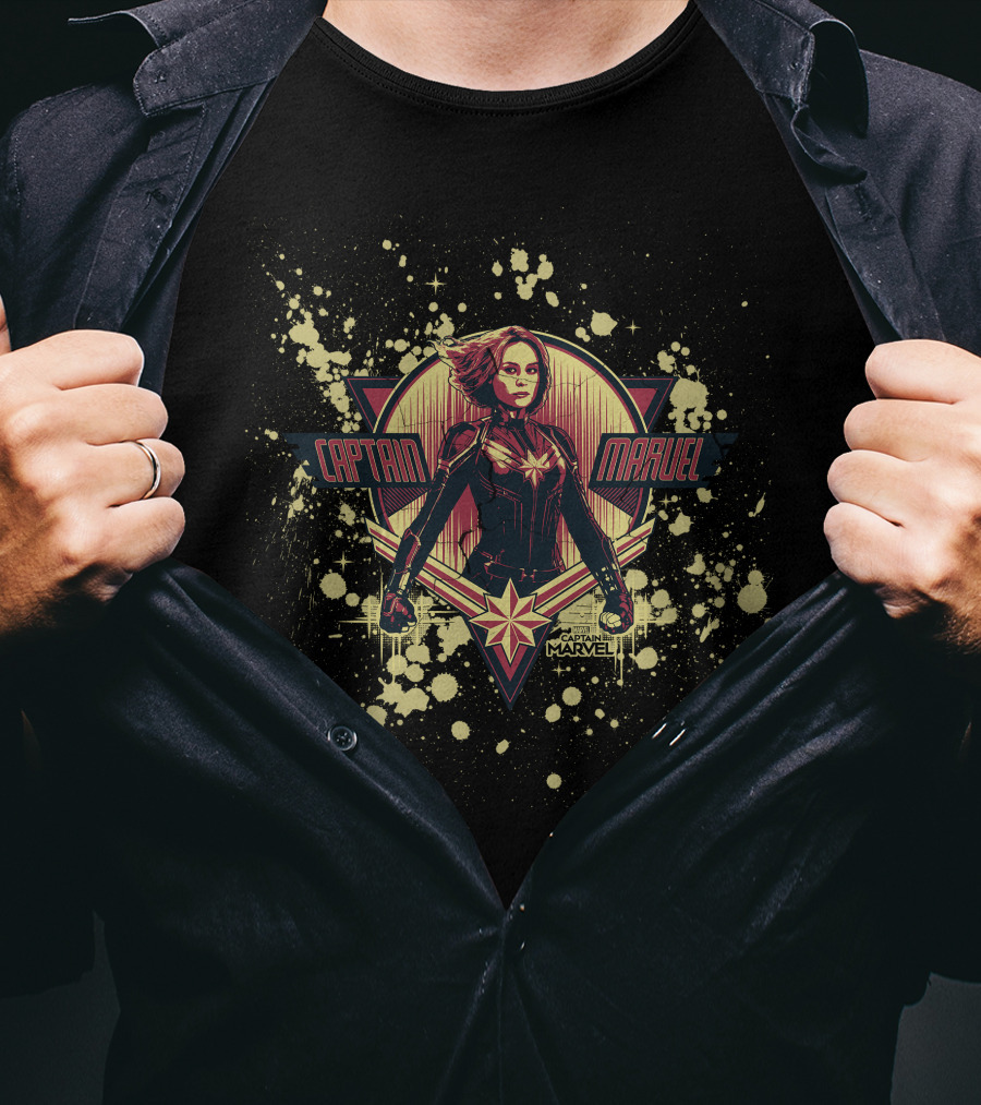 Captain Marvel Cracked Paint Splatter Retro Starburst T-Shirt