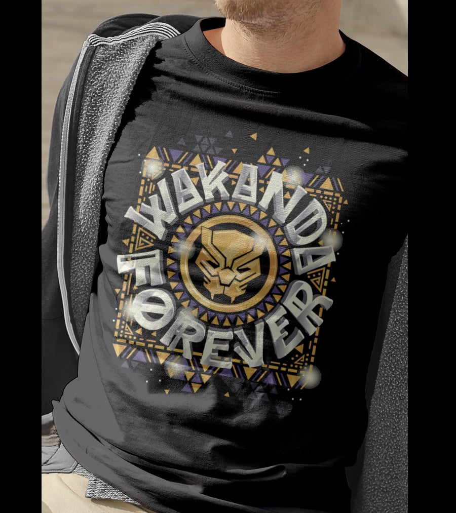 Wakanda Forever Marvel Black Panther Gleaming Symbol Square T-Shirt