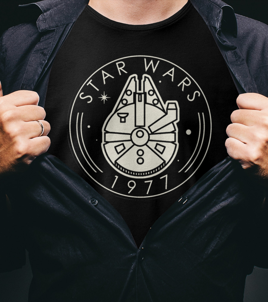 Star Wars Millennium Falcon 1977 Circular Emblem T-Shirt