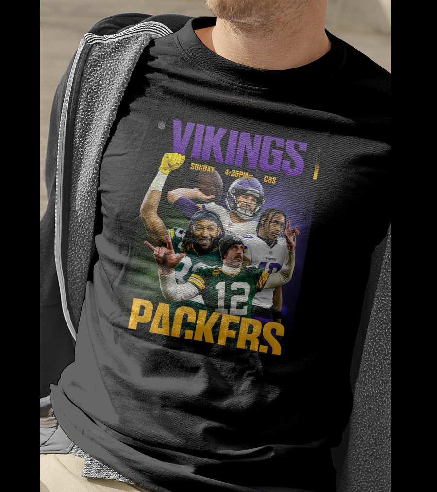 Vikings Packers Sunday 4:25PM CBS T-Shirt