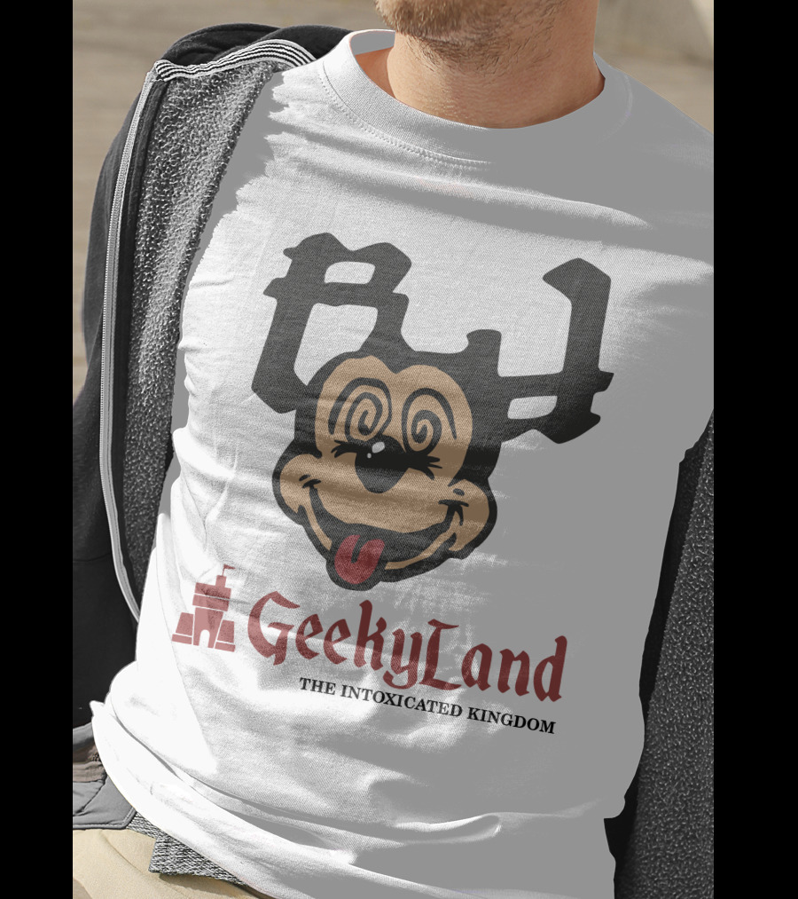 GeekyLand The Intoxicated Kingdom Dizzy Mouse Castle T-Shirt