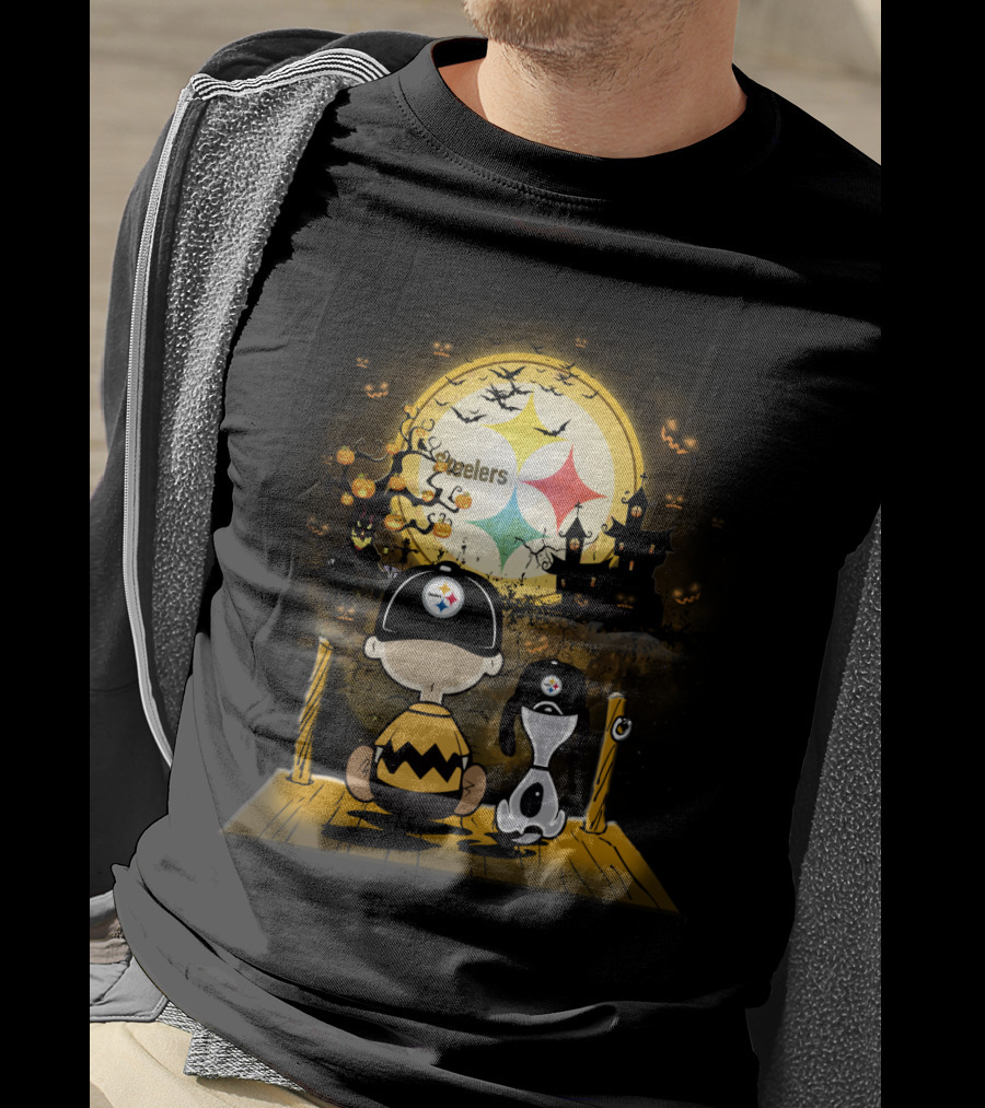 Peanuts Steelers Halloween Pumpkin Patch Scene T-Shirt