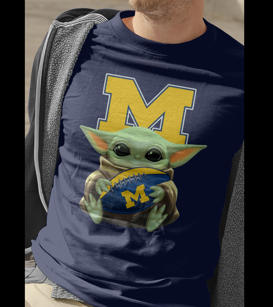 Michigan Baby Yoda Football M T-Shirt