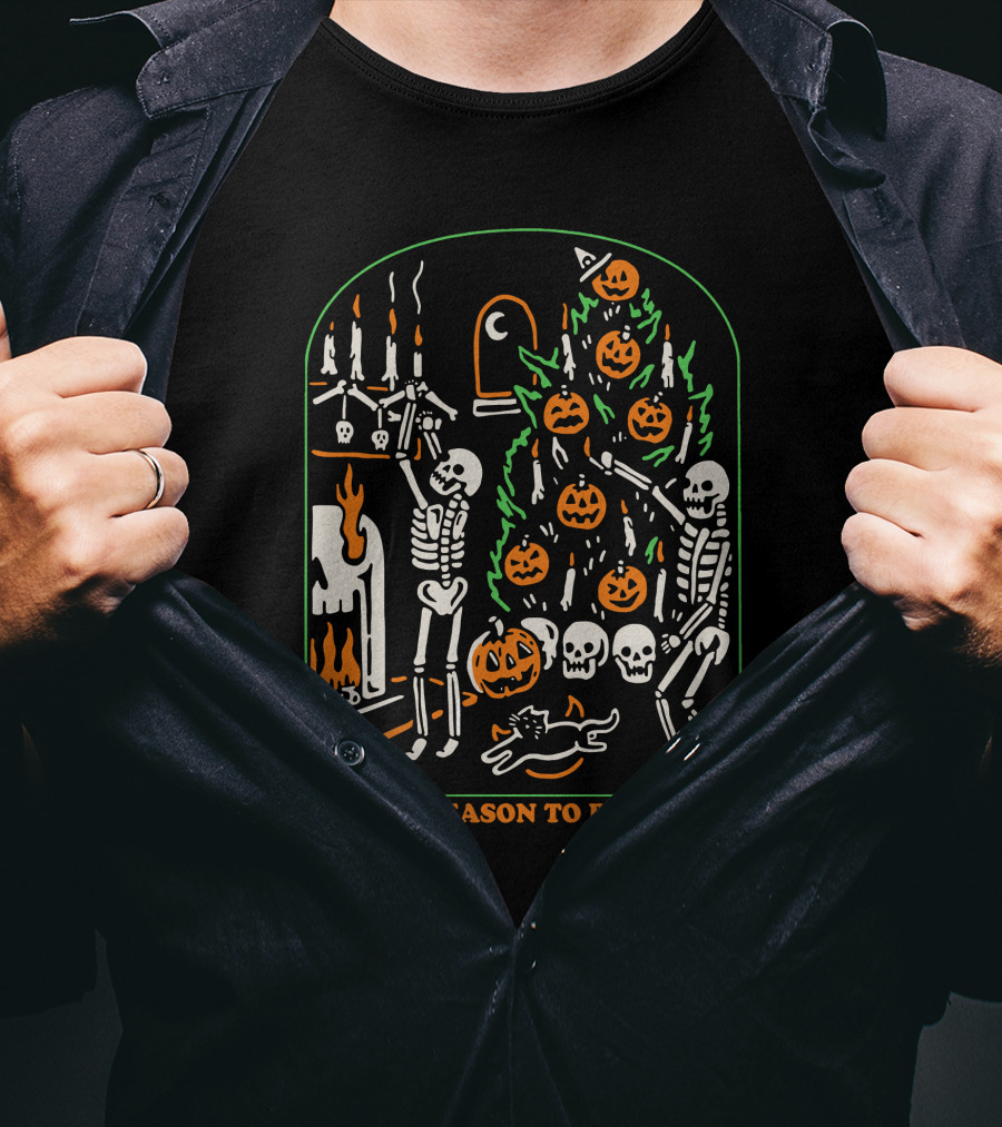 'Tis The Season To Be Creepy Skeletons By The Halloween Fireplace With Skull And Pumpkin Tree T-Shirt