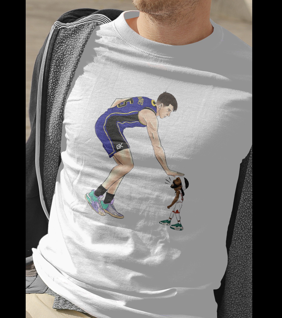 GoldenKnightGfx Basketball Players Size Comparison T-Shirt