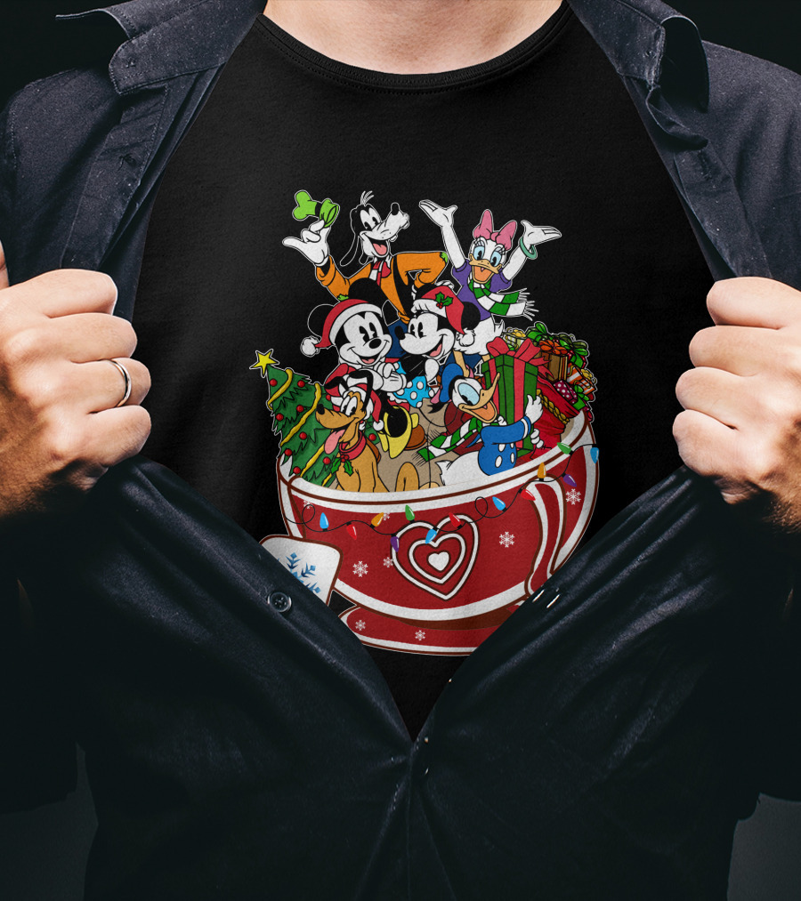 Xmas Minnie Mickey Daisy Donald Goofy Pluto Festive Cup T-Shirt
