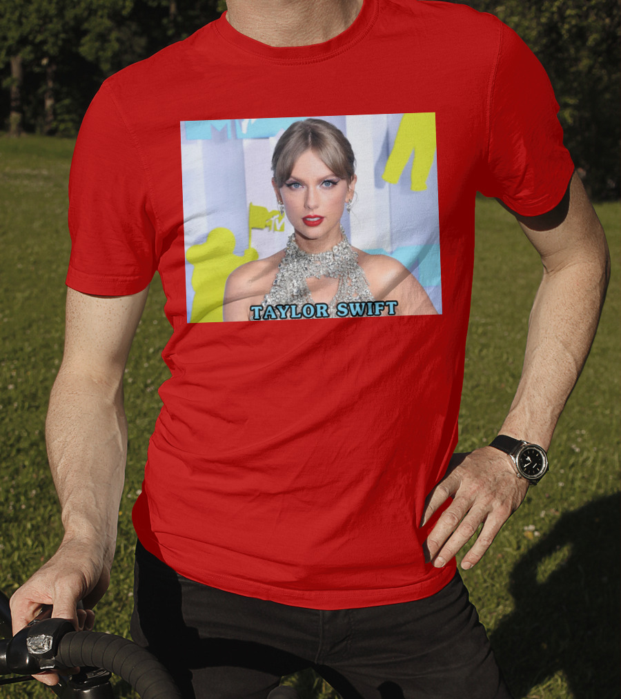 TAYLOR SWIFT MTV VMA Fashion Elegance T-Shirt